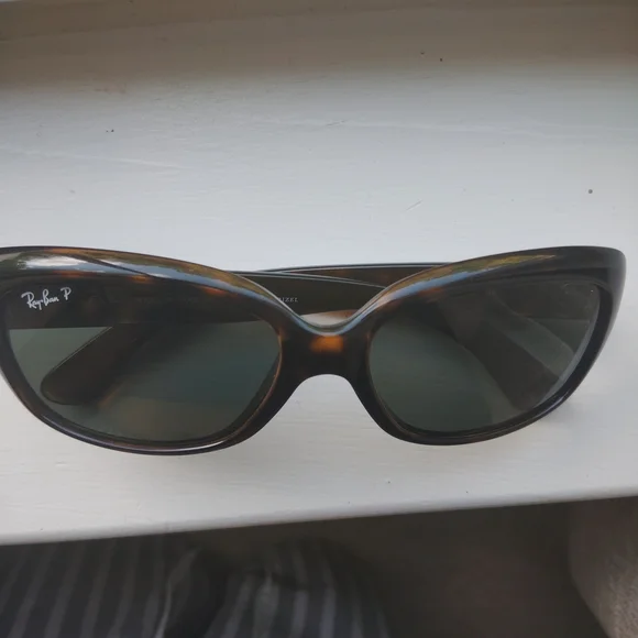 Ray-Ban • Jackie Ohh Sunglasses - Picture 8 of 9